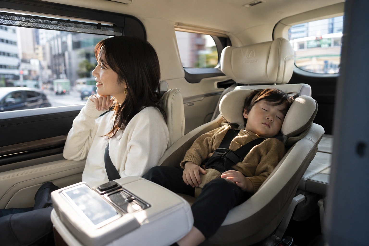 Private Transfer to Tokyo Disney Resort by JRS