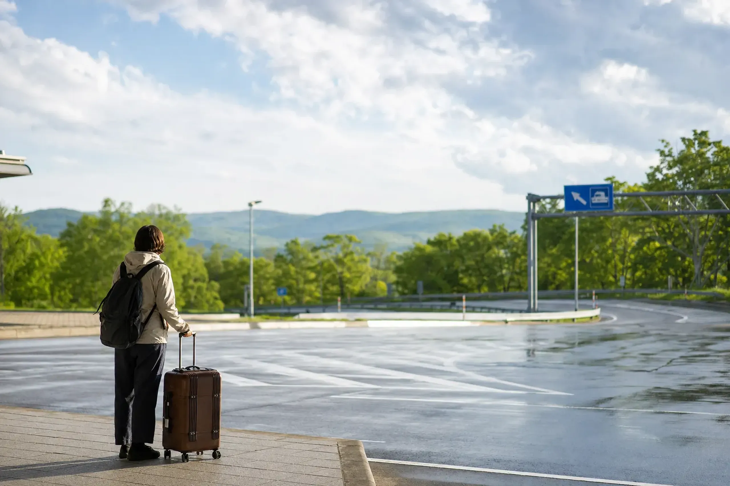 Two airports serve the region. Kushiro Airport sits about 60