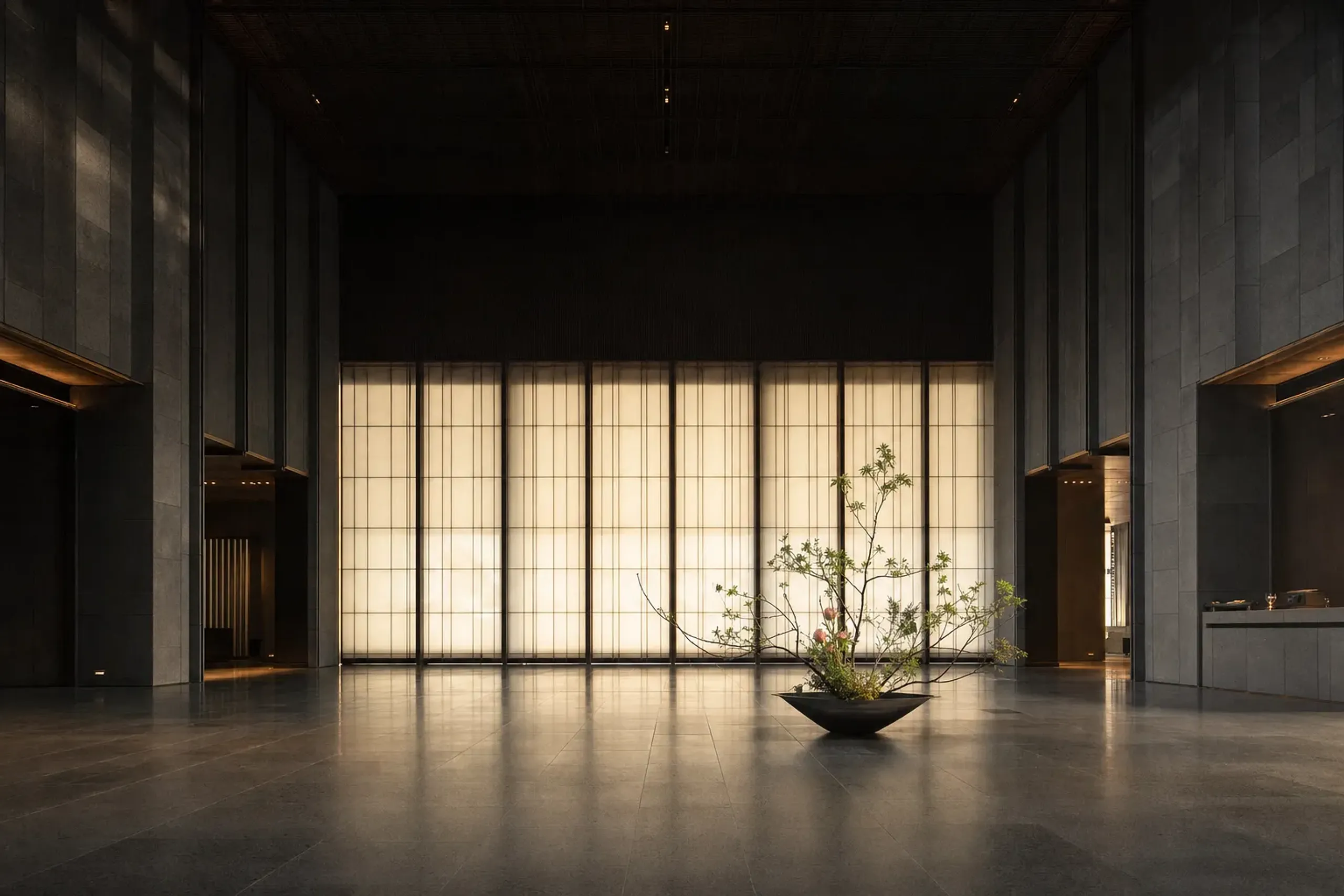 Japan Royal Service coordinates accommodation, guiding, and transfers with discretion
