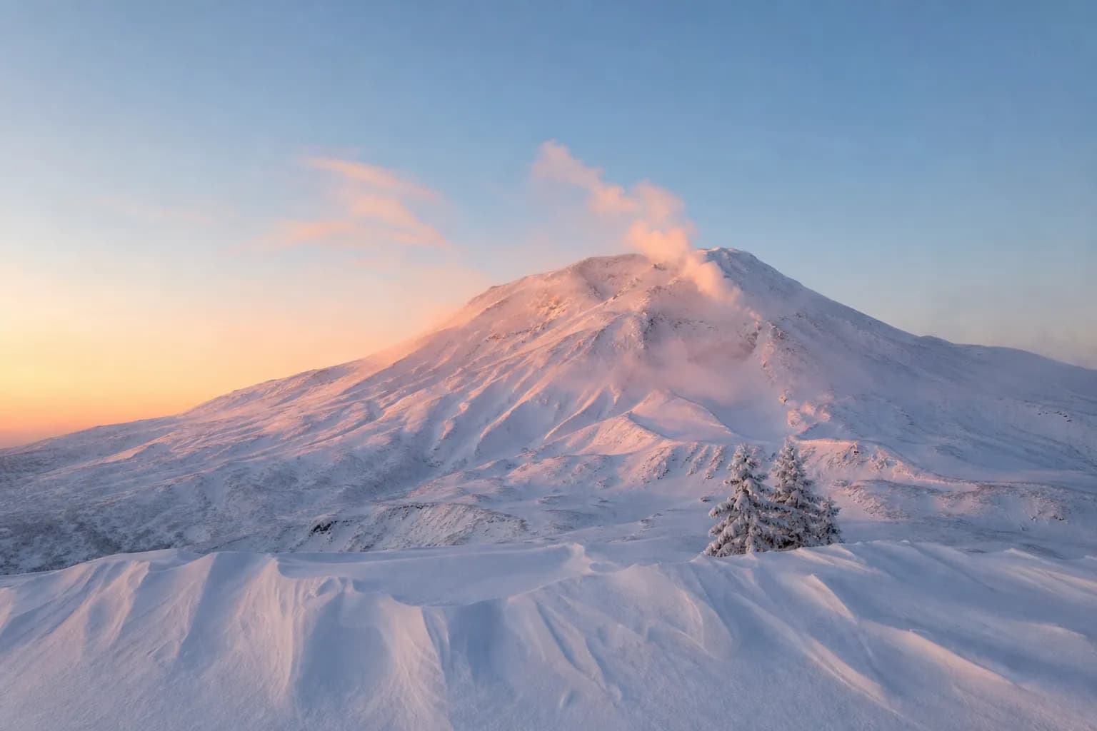 Mount Asahidake, the highest peak in Hokkaido, in Daisetsuzan National Park