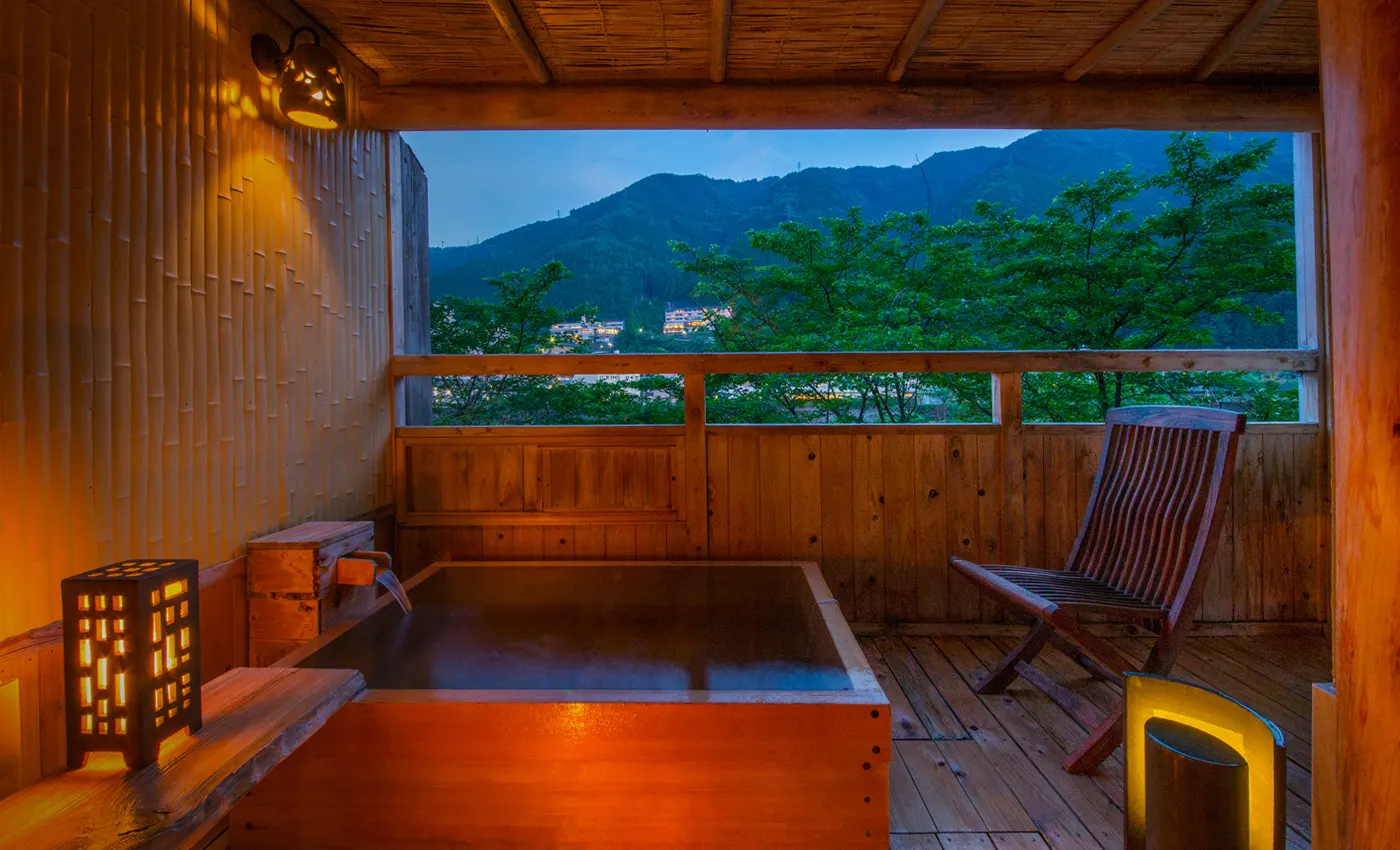 The town itself is compact. Ryokan and restaurants cluster a