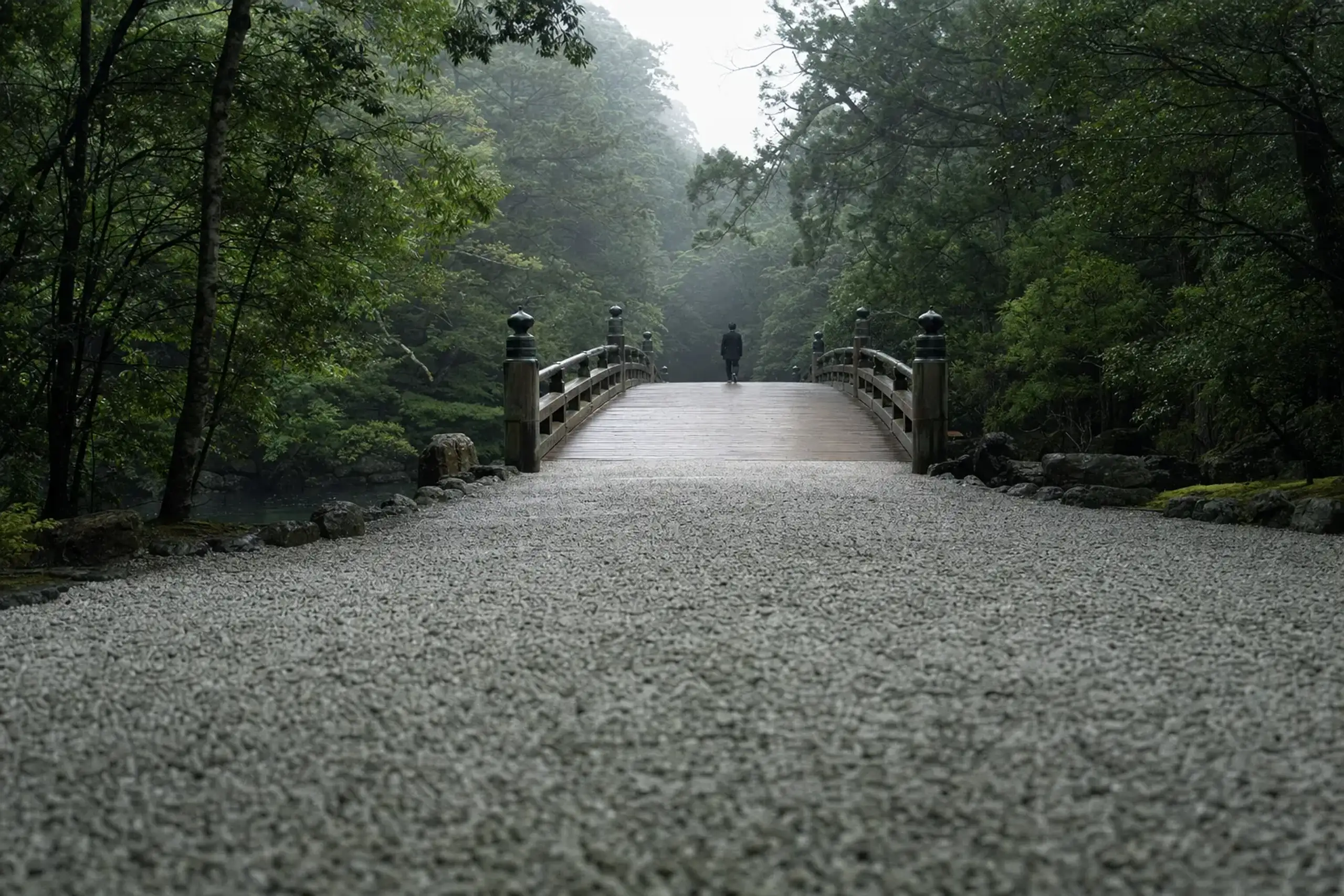 Parts of Ise Jingu involve gravel paths, bridges, and long