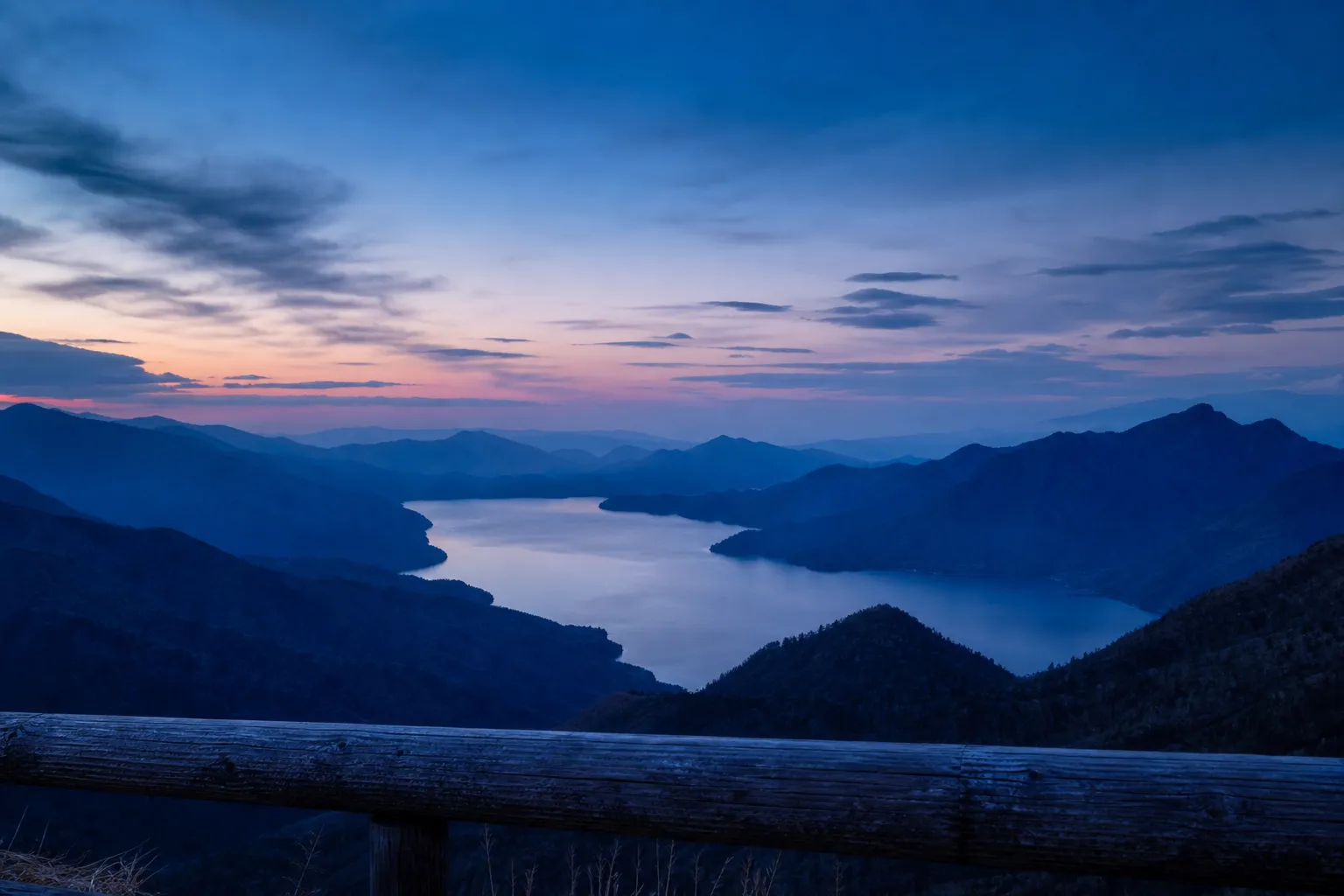Scenic Serenity at Hangetsuyama Parking Lot: Nikko ‘s Hidden Panoramac