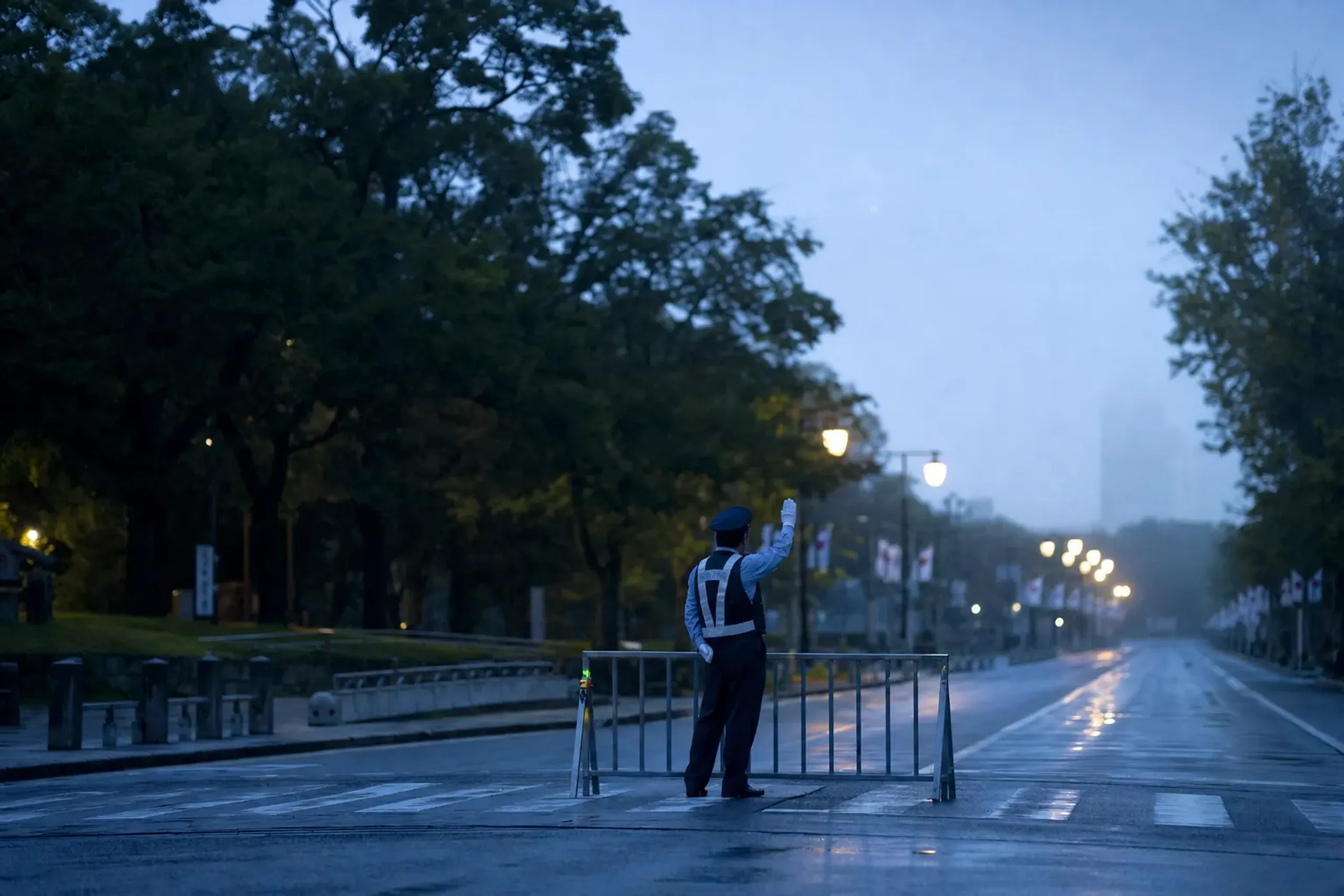 Hiroshima Chuo Police advises of road restrictions around th