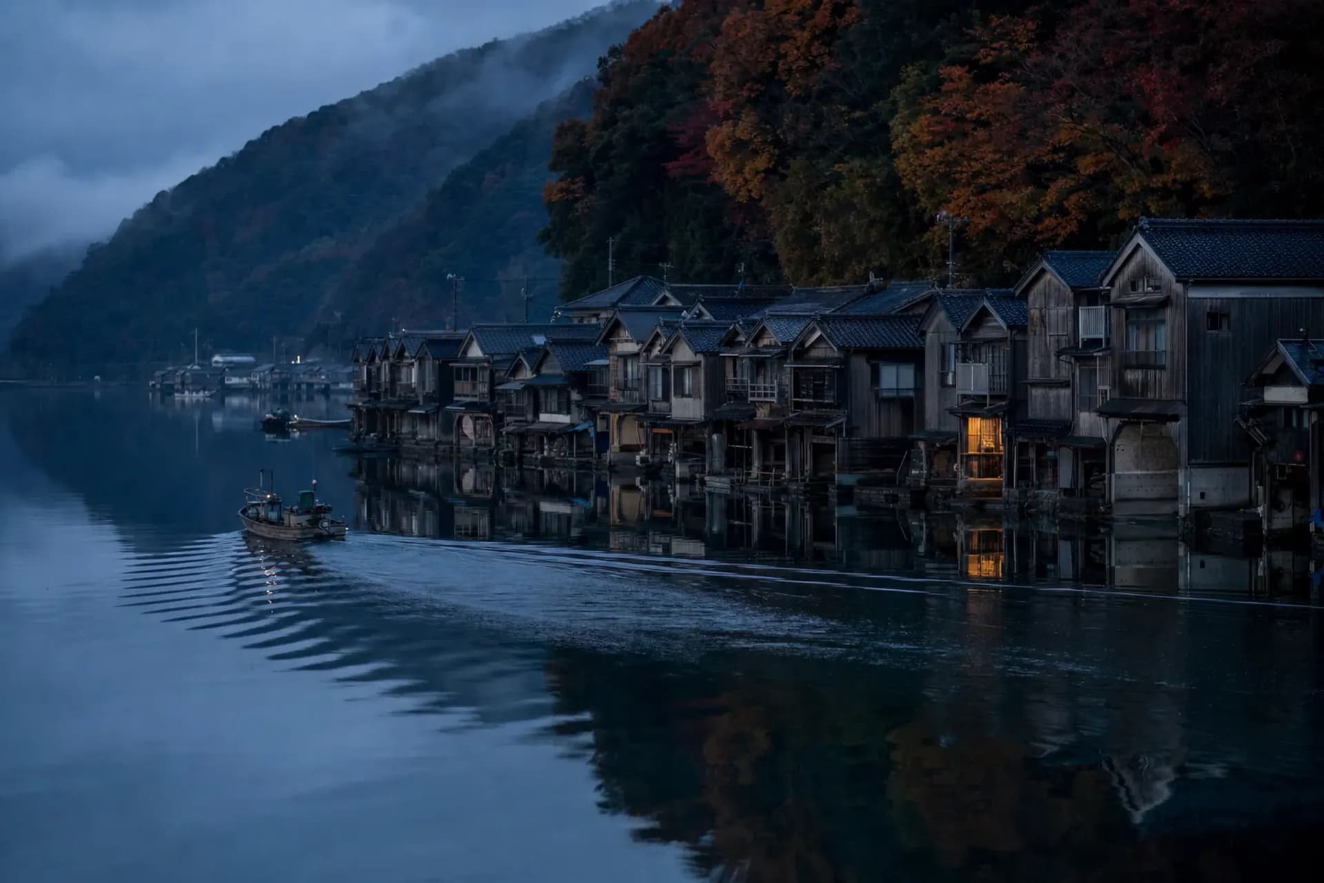 Ine's Funaya Boathouses: Built on a 70cm Tide
