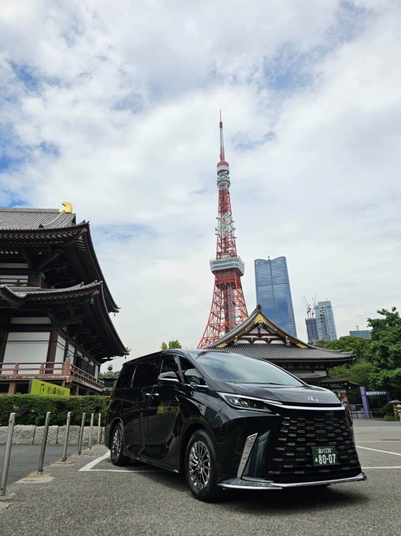 Introducing the Lexus LM 500