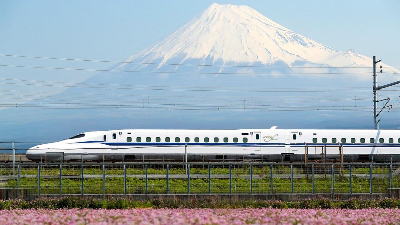 Japan’s Luxury Bullet Train Experience: Fast, Beautiful, and Private