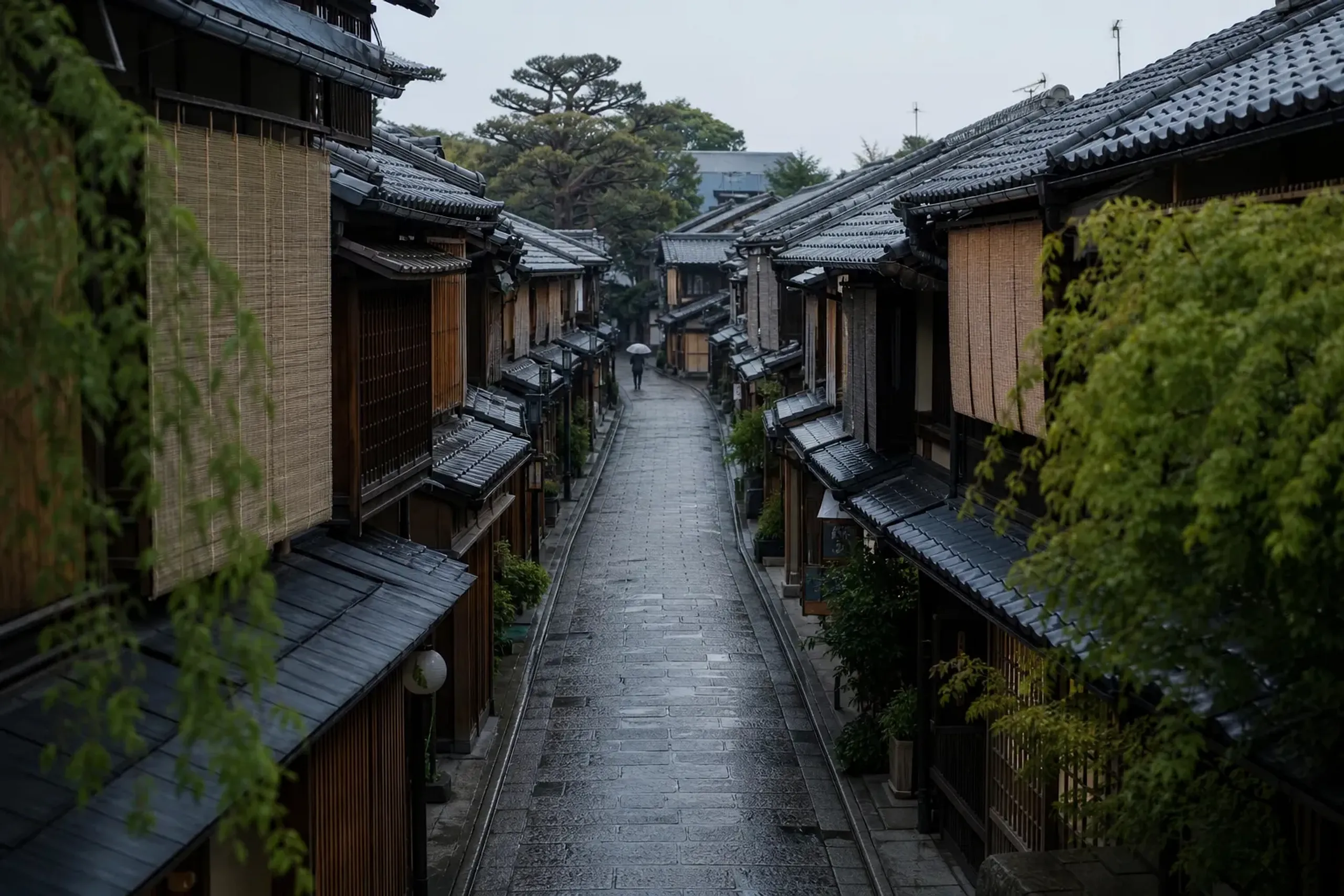 A quiet Gion side street in Kyoto at 7:30 a.m. on a weekday, wooden machiya facades with lattice windows and slate roofs under soft early morning light