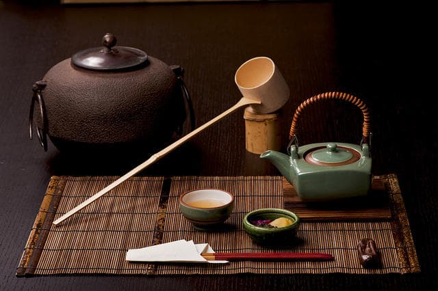 This Is What Japan’s Private Tea Ceremony Looks Like Now