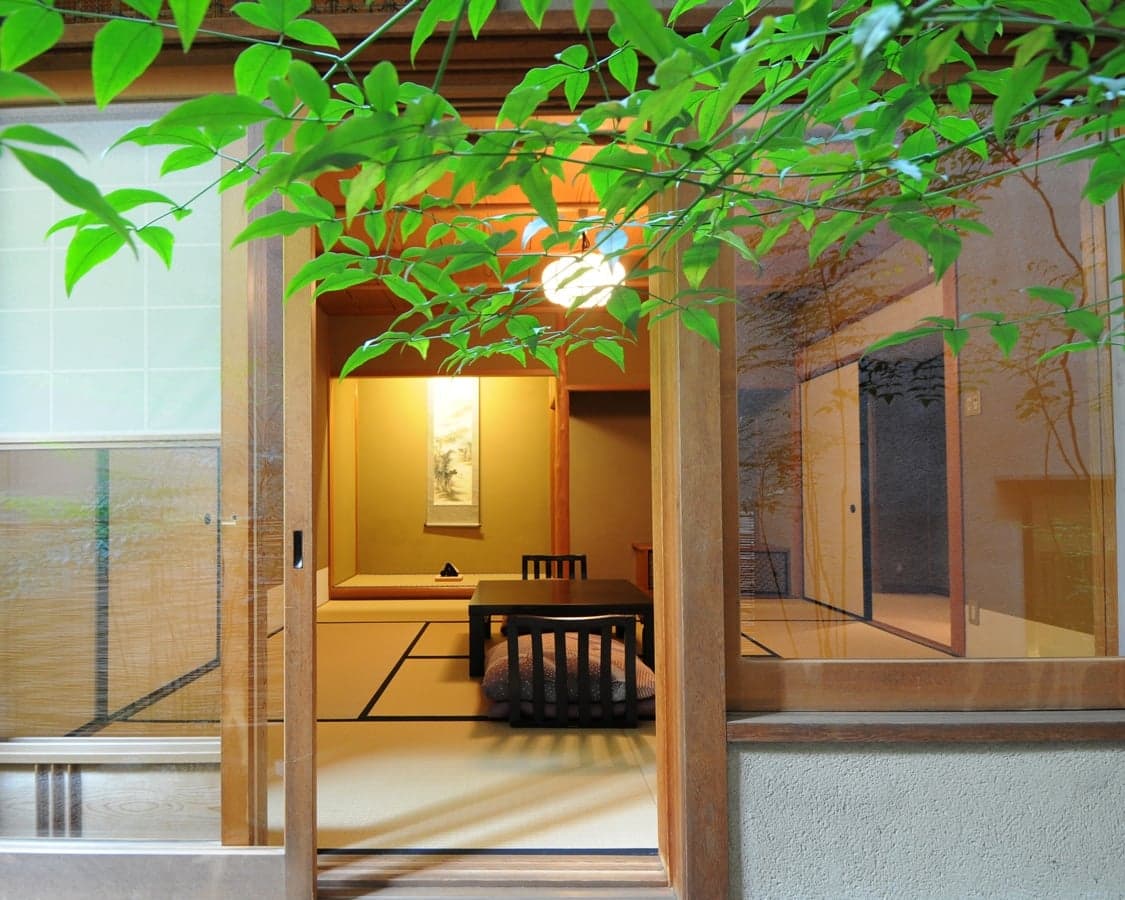 Kanamean Nishitomiya (要庵西富家)