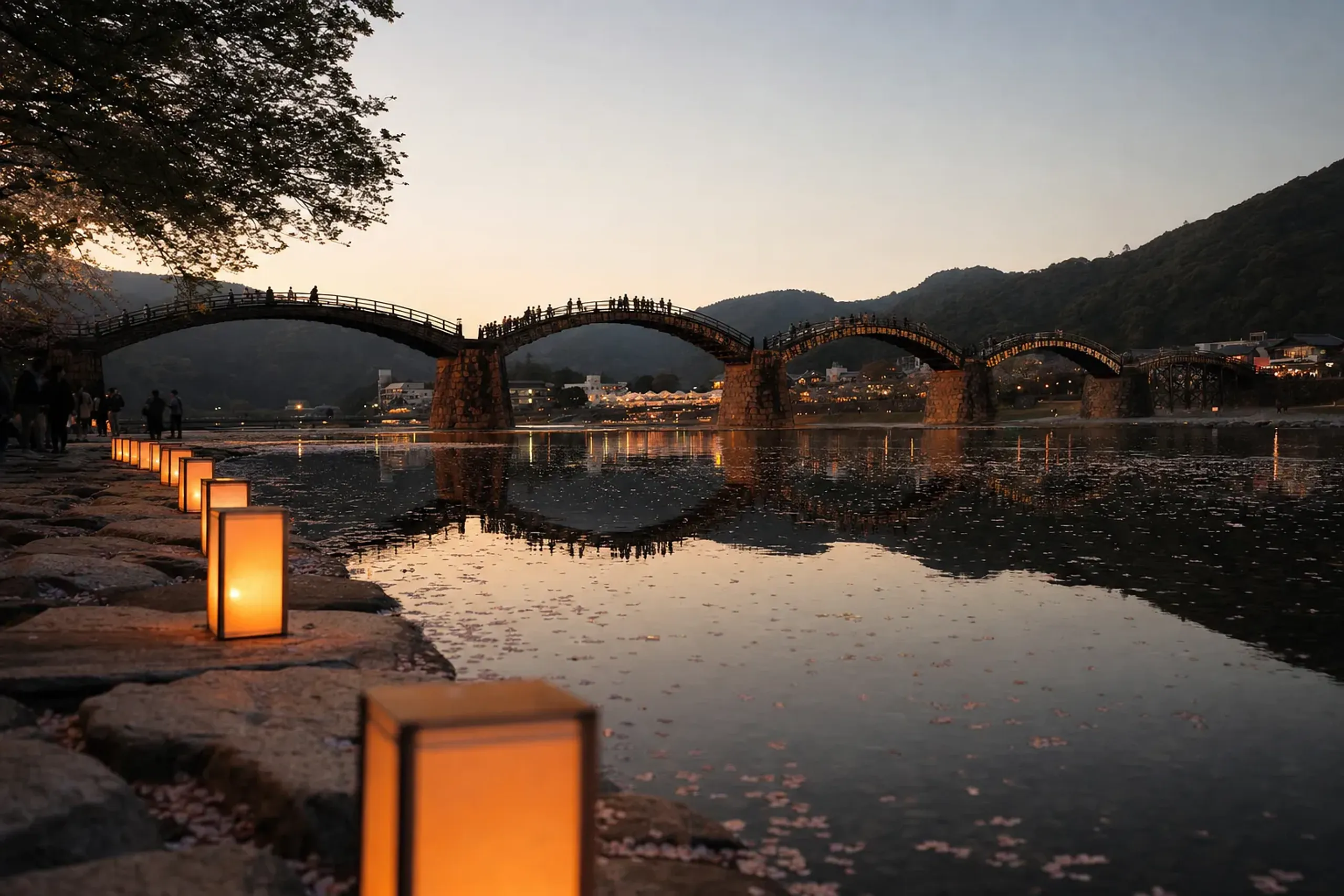 Two seasonal events anchor the calendar. The annual Kintaiky