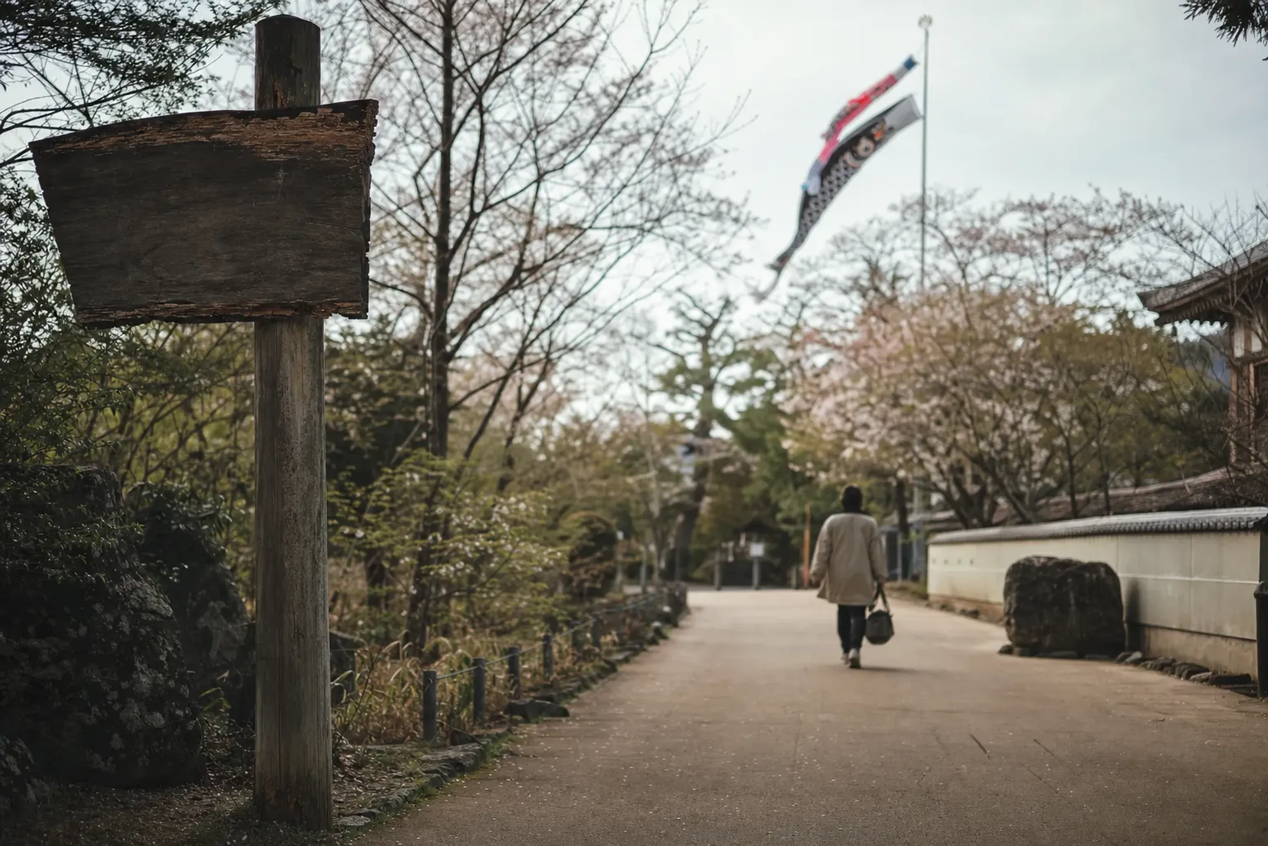 Yes—Tenshōchi is about a 15–20 minute walk from JR Kitakami