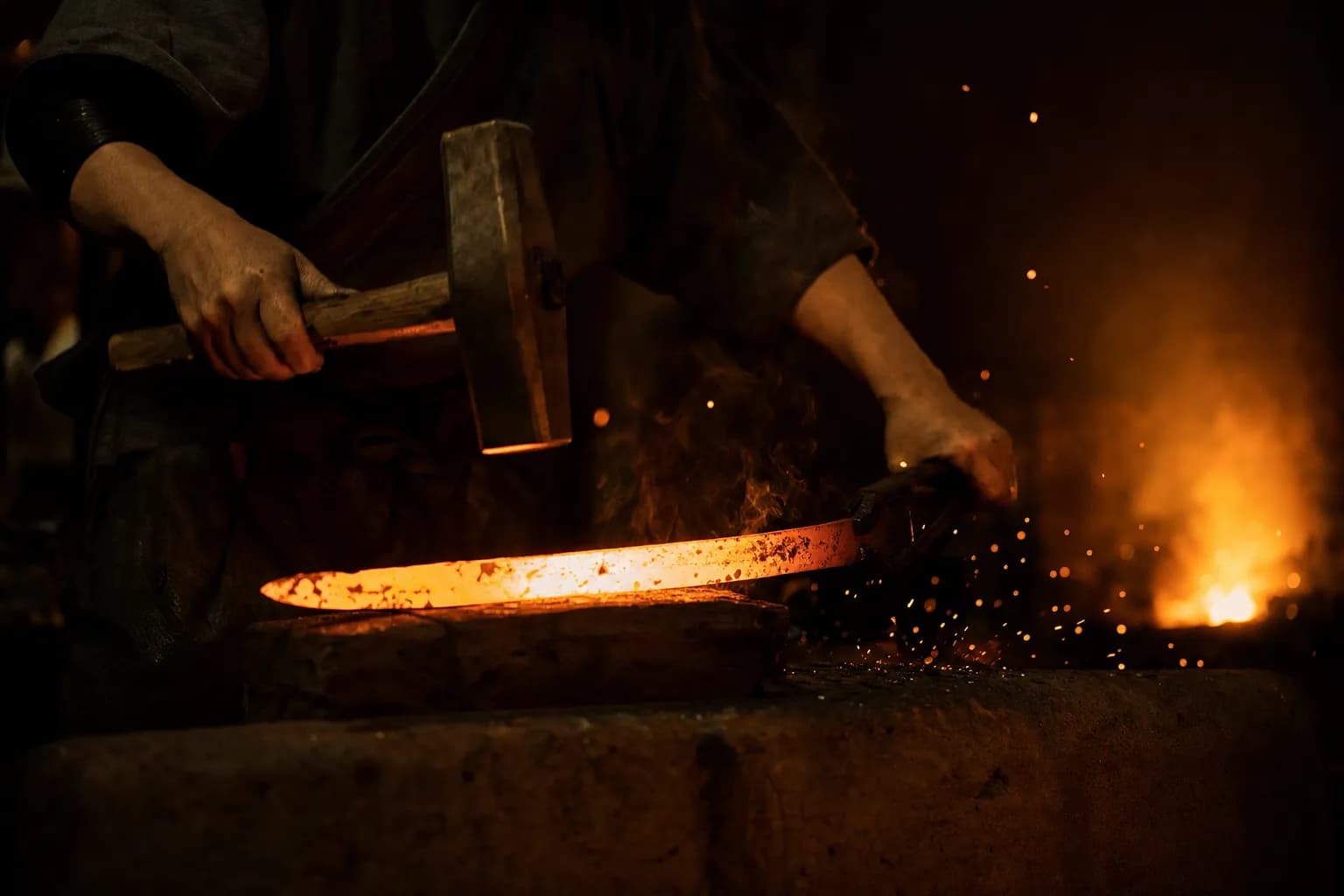 Authentic Japanese Swordsmithing: Private Lessons from a Master Artisan