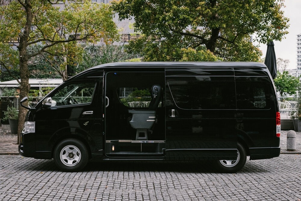 Exclusive Chauffeur, Luxury