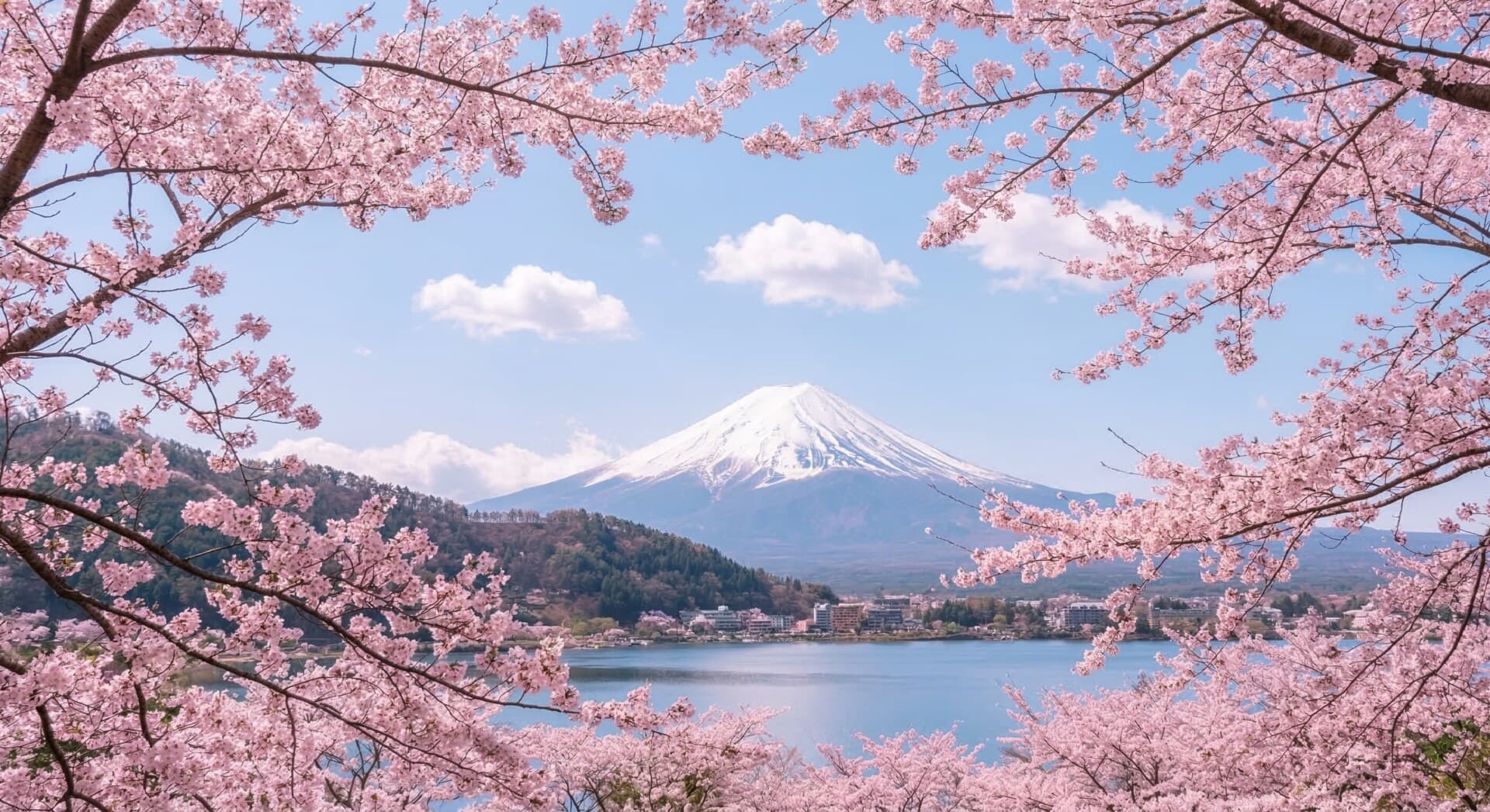5 Best Luxury Japan Spots to Visit This April 2026