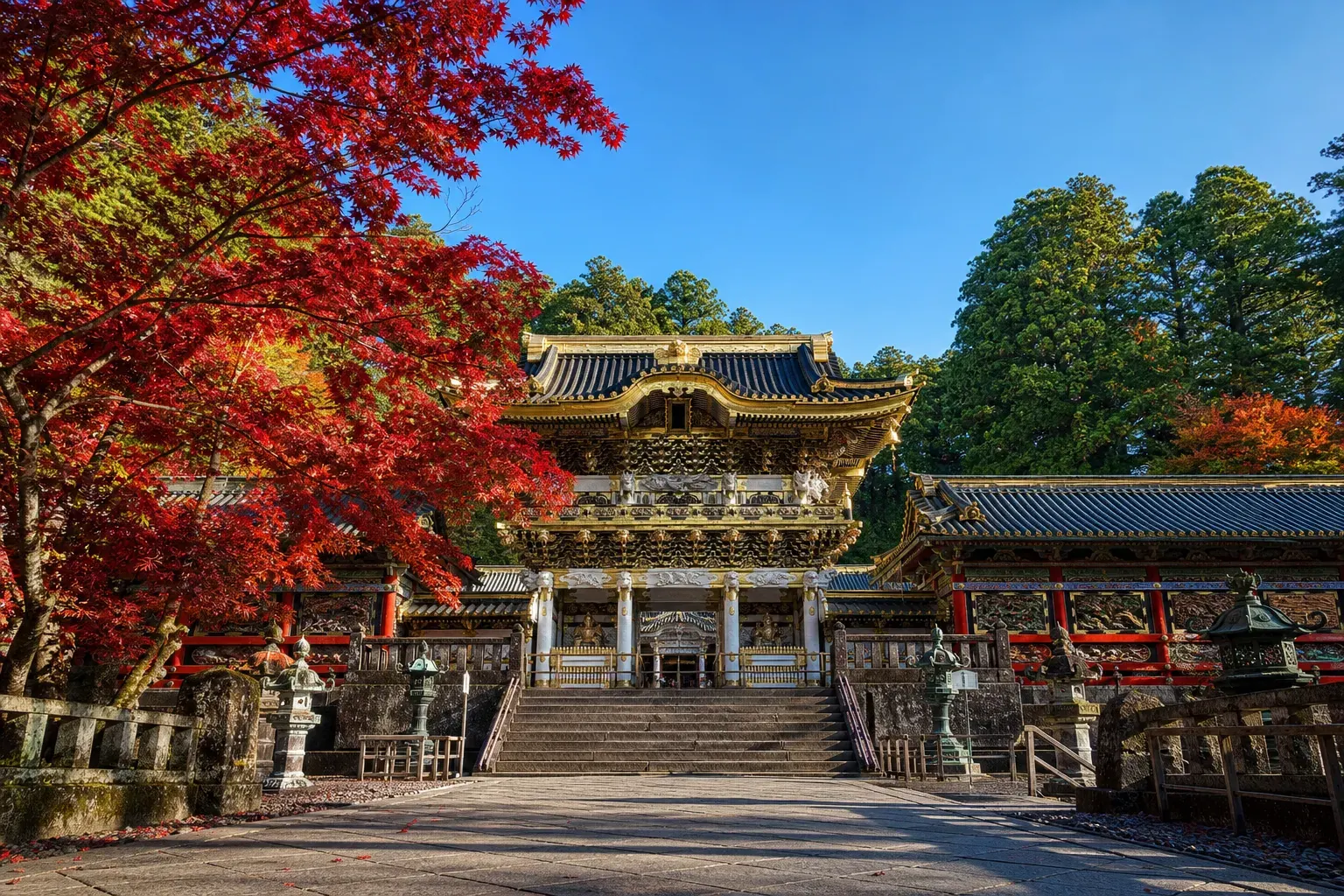 Yomeimon Gate at Nikkō Tōshō-gū in the morning with minimal crowds