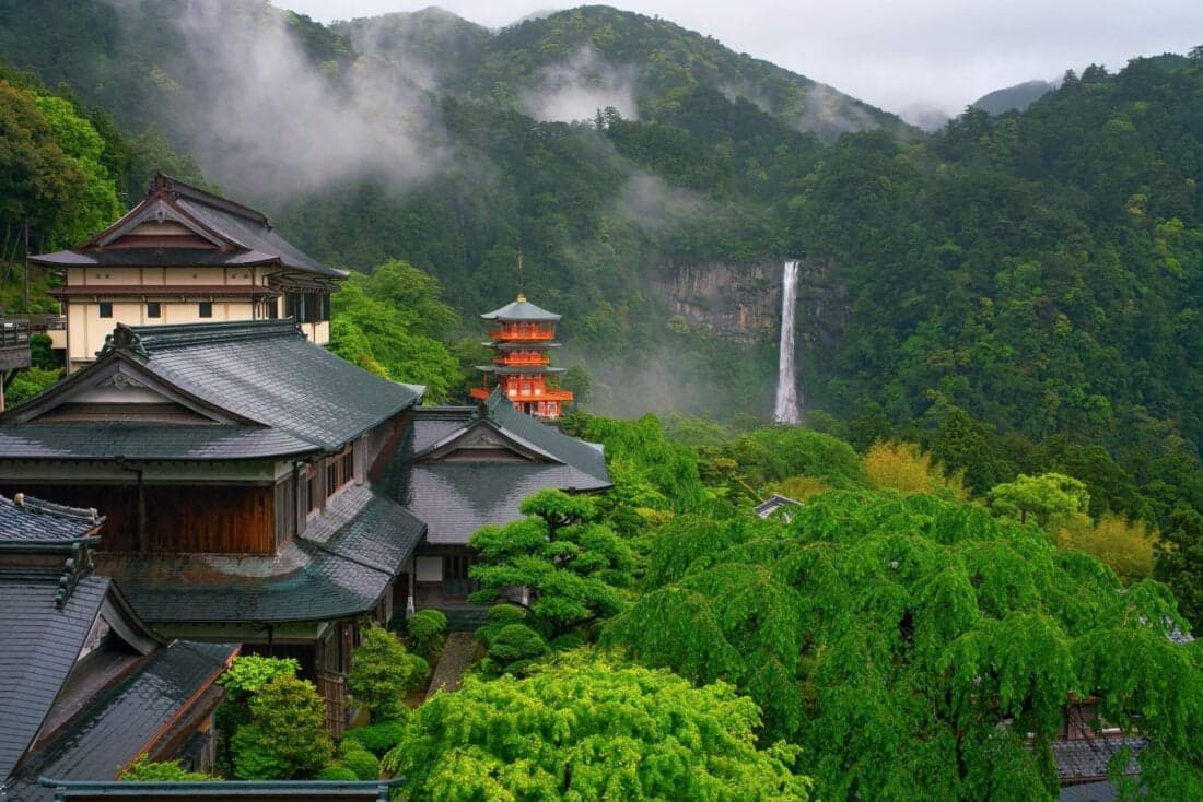 Silence in Japan: Private Luxury Retreats for Restorative Stillness