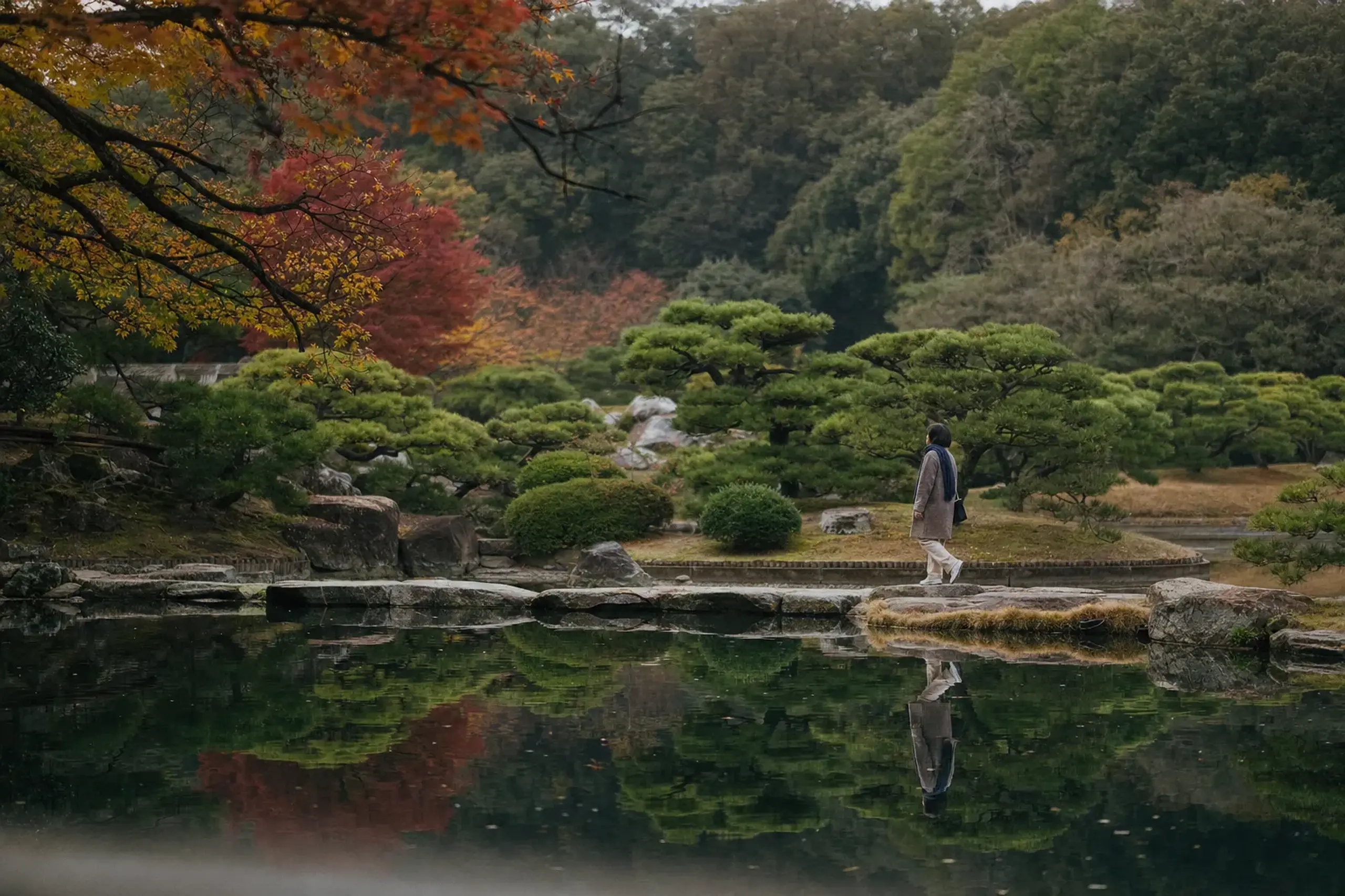 This version suits travelers who dislike stacking “hard walk