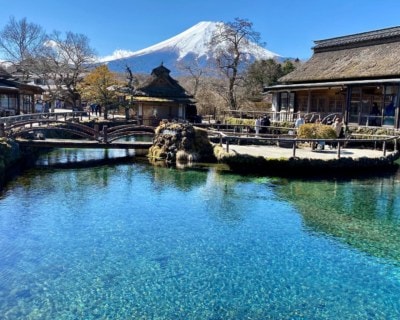 Oshino-Hakkai-2