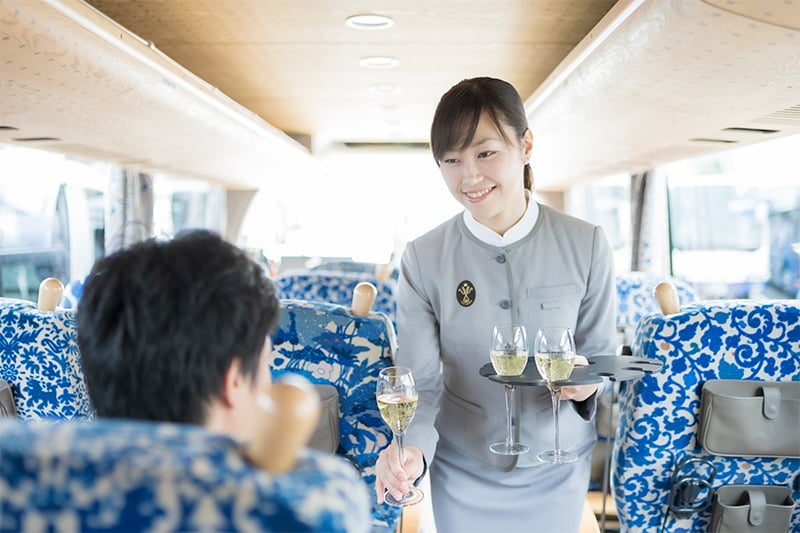 attendant_01